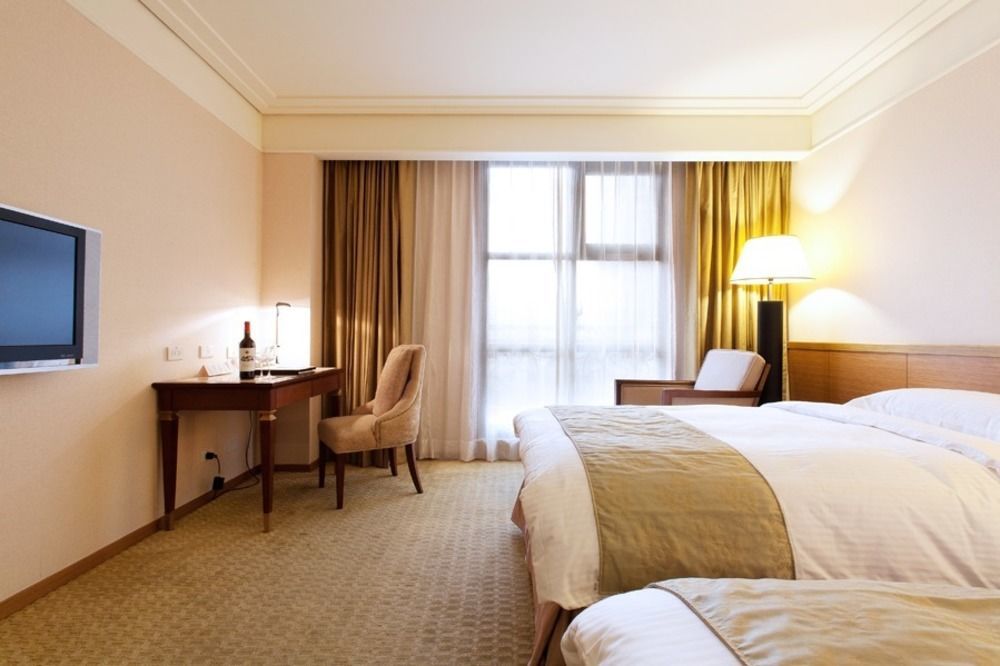 Fullon Hotel Taoyuan Esterno foto