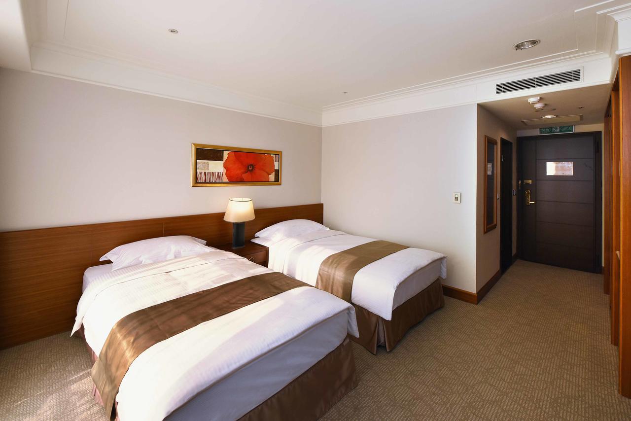 Fullon Hotel Taoyuan Esterno foto